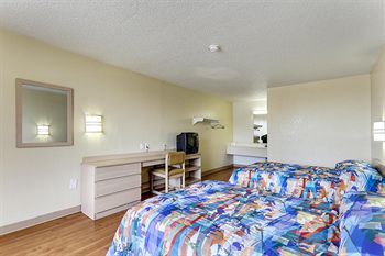 Hotel 6 Baton Rouge Southeast Prairieville