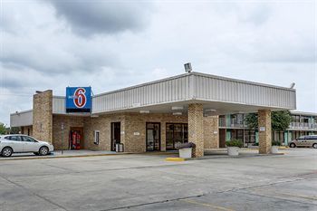 Hotel 6 Baton Rouge Southeast